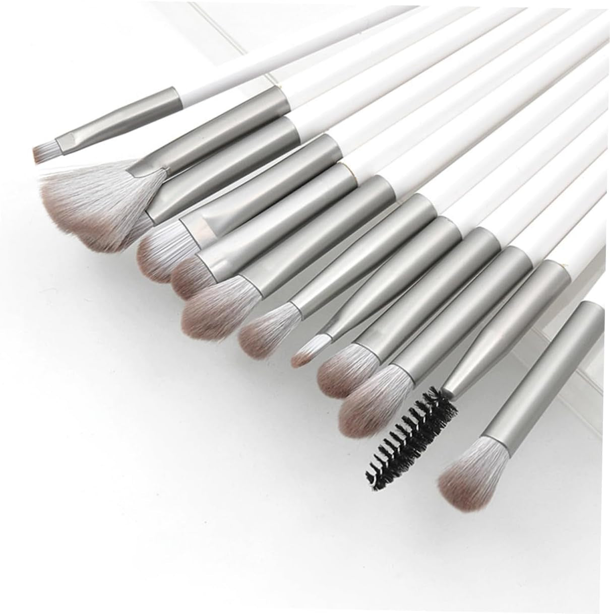 Ultra-Dense Rayon Makeup Brush Set 12Pcs Kit Labels White Plastic Handle Foundation Brush for Women Essential Tools for Beautiful Make up Cosmetic Set