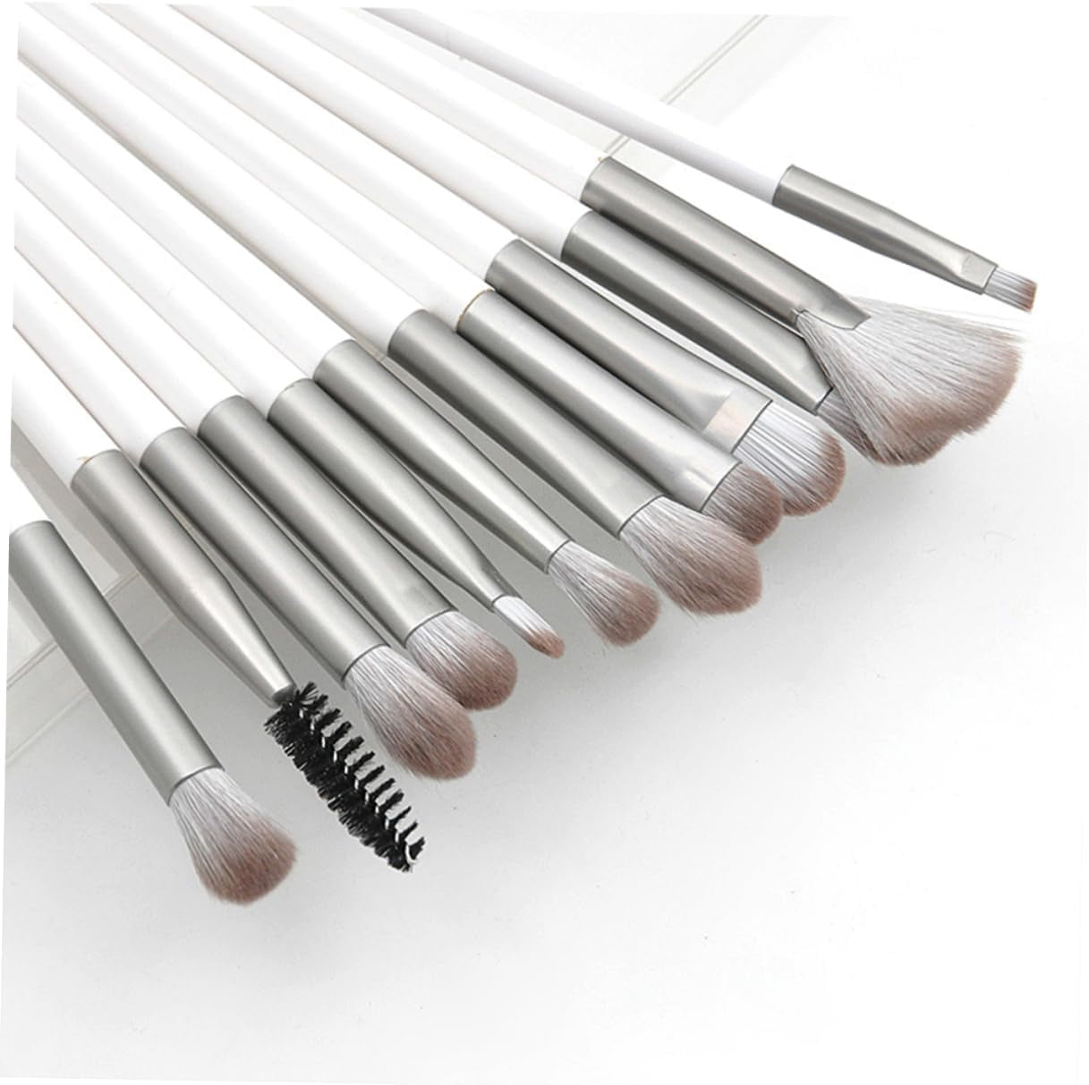 Ultra-Dense Rayon Makeup Brush Set 12Pcs Kit Labels White Plastic Handle Foundation Brush for Women Essential Tools for Beautiful Make up Cosmetic Set