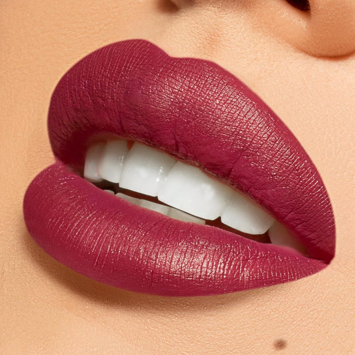 Cosmetics Lip Kit (Red Velvet)