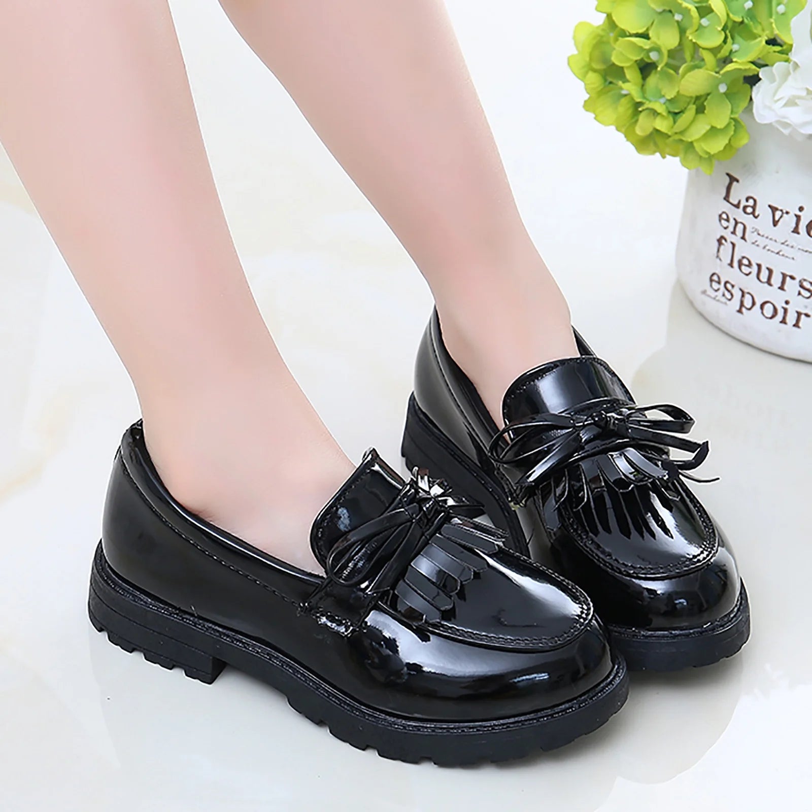 Kids Girls Slip on Leather Loafer Tassel Bow Flat School Dress Shoes for Girls Black Children Casual Small Leather Shoes Indoor Outdoor Wear