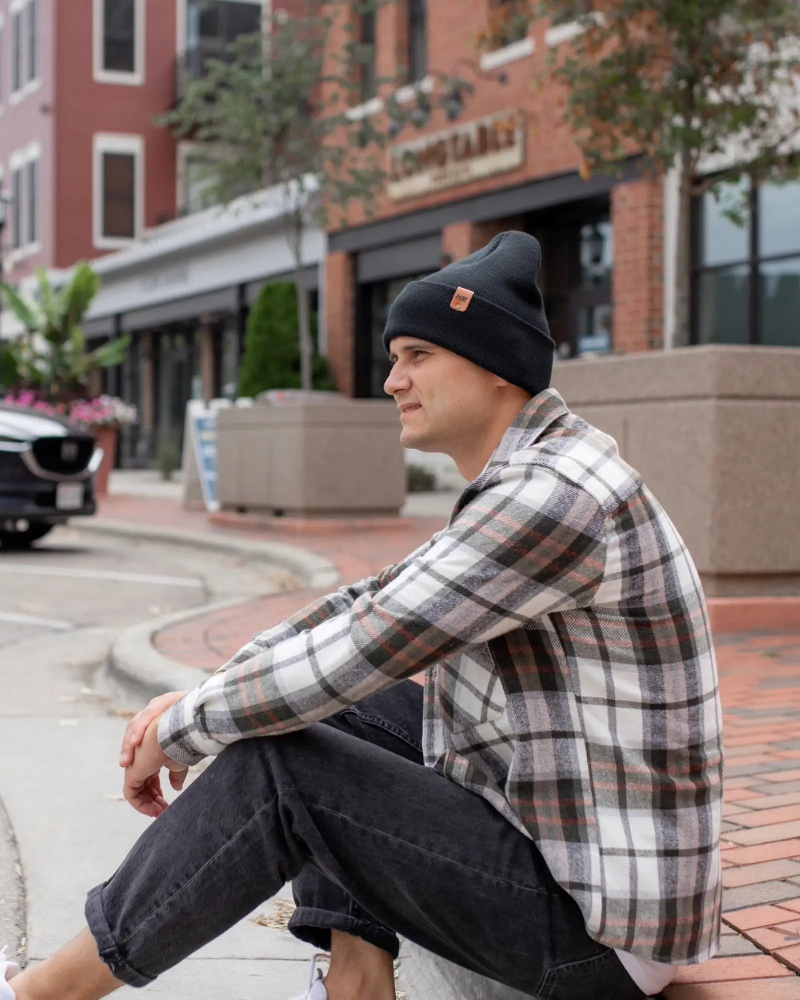 HAAKWEAR Knit Cuffed Classic Beanie / Hat - Charcoal Black, Made in USA