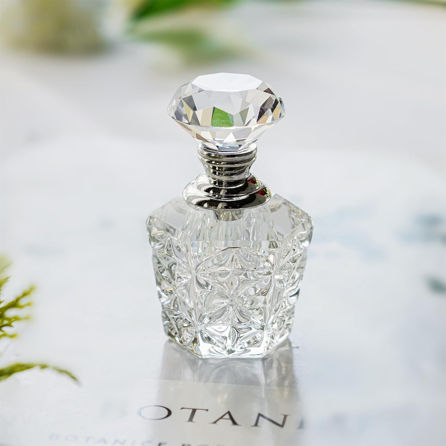 Clear Art Carved Crystal Empty Mini Refillable Perfume Bottle