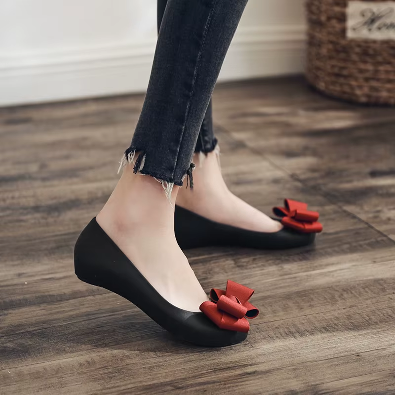 Big Bow-Knot Jelly Shoes Woman Sexy Peep Toe Summer Flat Shoes New Designer Waterproof Jelly Flats Bow Beach Shoes for Woman